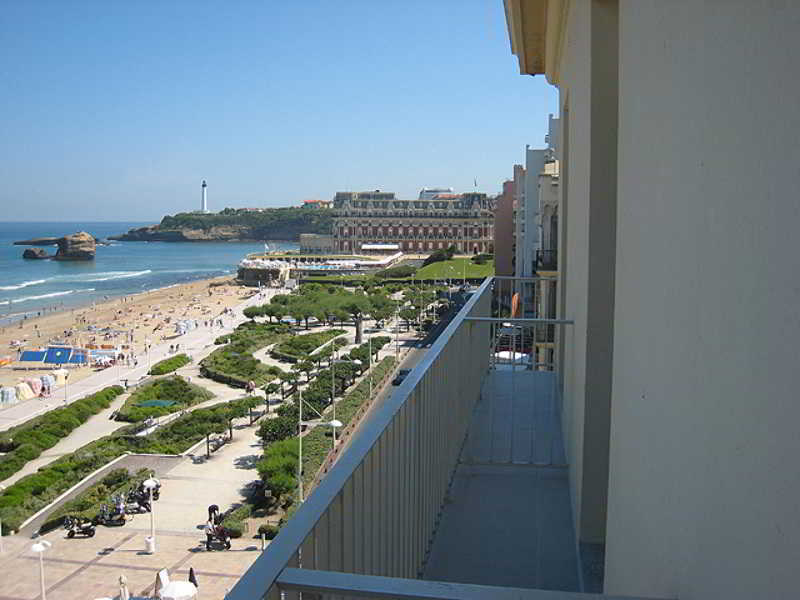 Hotel Le Windsor Biarritz Bagian luar foto